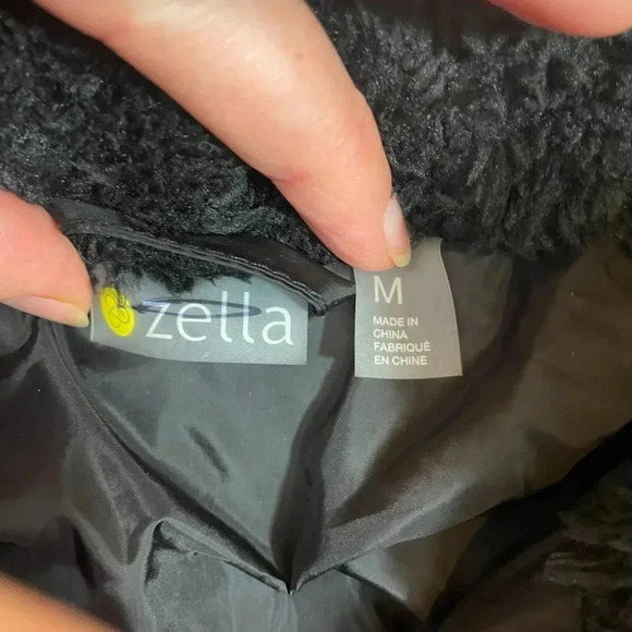 Zella  Longline Quilted Recycled Polyester Jacket - Picture 3 of 13